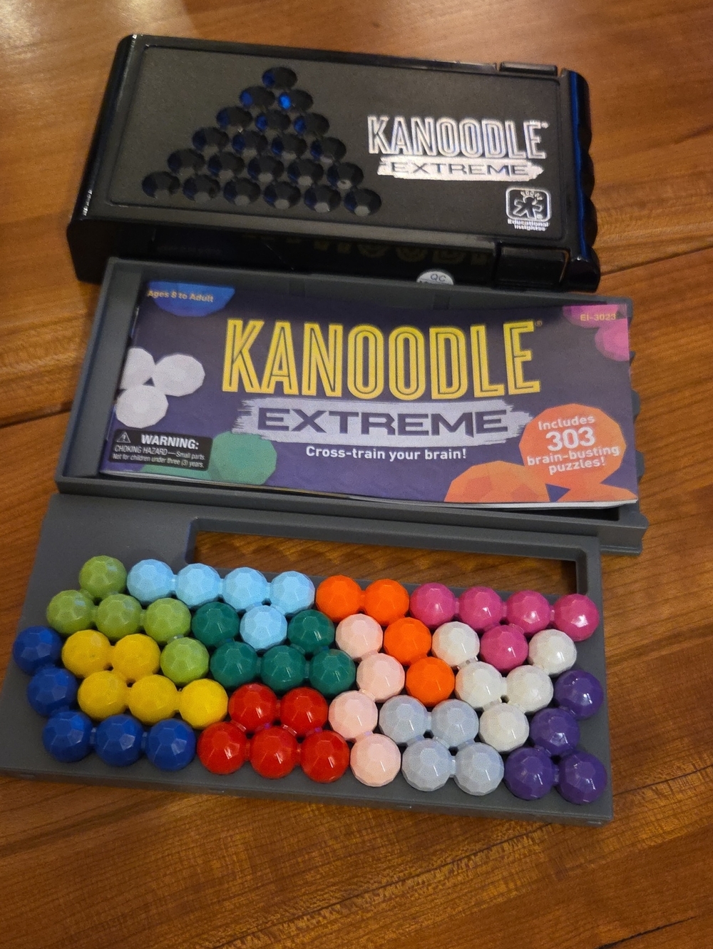 Kanoodle Extreme Game Brain Teaser Puzzle